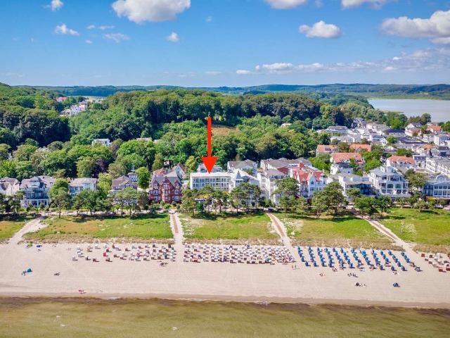 Bestlage Binz: Ferienwohnung direkt am Strand
