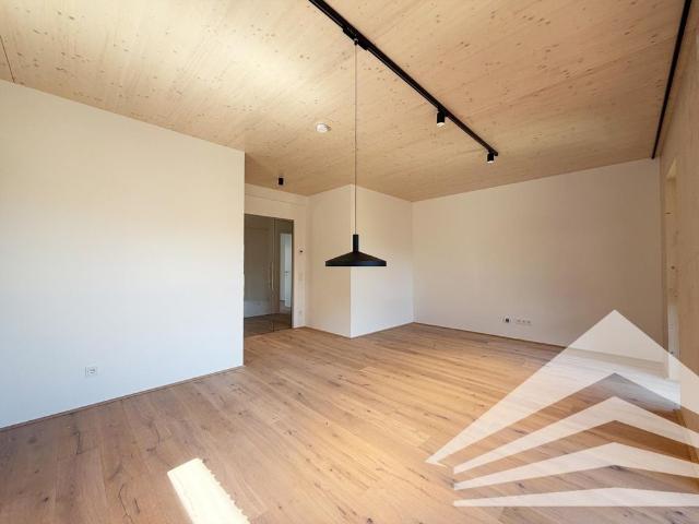 Bestlage Herrenstraße! Exklusive 3 Zimmer Neubauwohnung zum Erstbezug TOP 303