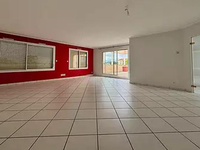 Besançon 25000 Achat / Vente appartement 5 pièces t5 au dernier étage terrasse