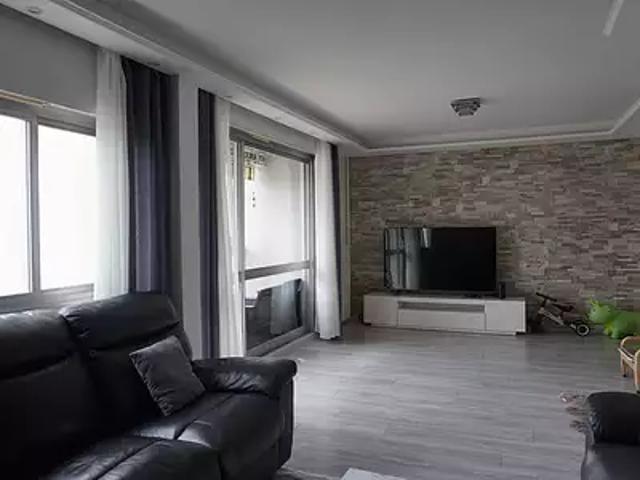 Besançon 25000 Achat / Vente appartement 5 pièces t5 piscine cave