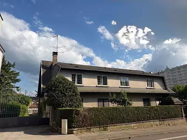 Besançon 25000 Achat / Vente appartement 2 pièces t2 au dernier étage terrasse