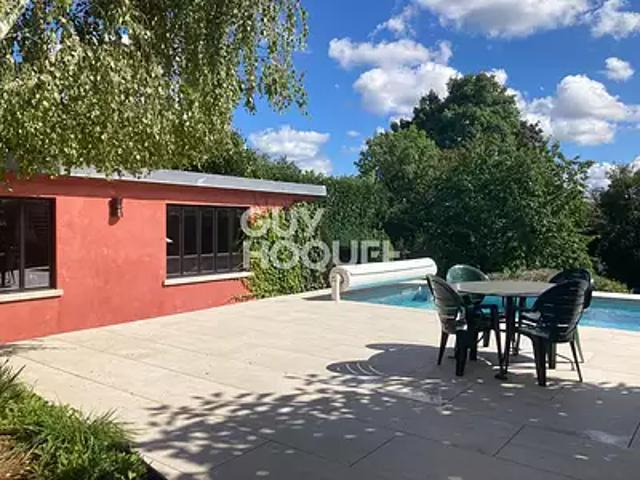 Besançon 25000 Achat / Vente maison 8 pièces t8 au dernier étage piscine