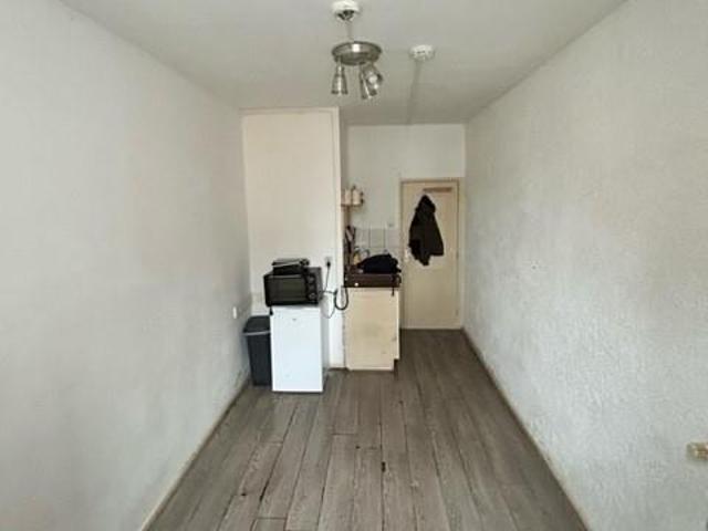 Beschikbaar: leuke studentenkamer met kitchenette