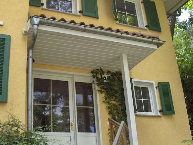Besichtigung 26.10.2026 um 15:30 Uhr Wunderschöne DHH mit Garten und Terrasse und PKW Stellplätzen