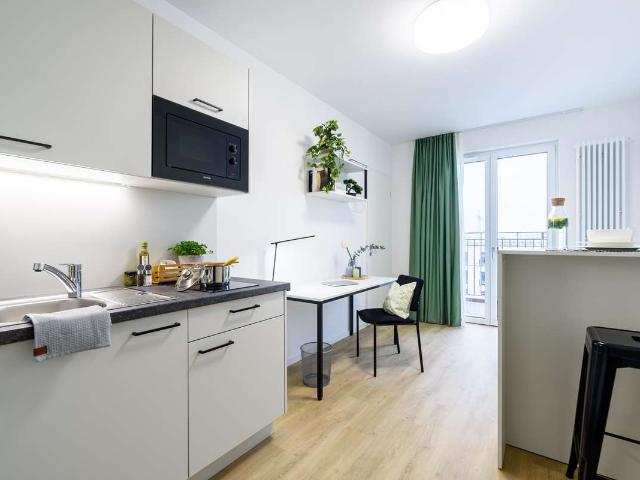 BESICHTIGUNG am Dienstag, den 03.11. um 15 Uhr* Voll möbliertes City Apartment mit ALL IN Miete