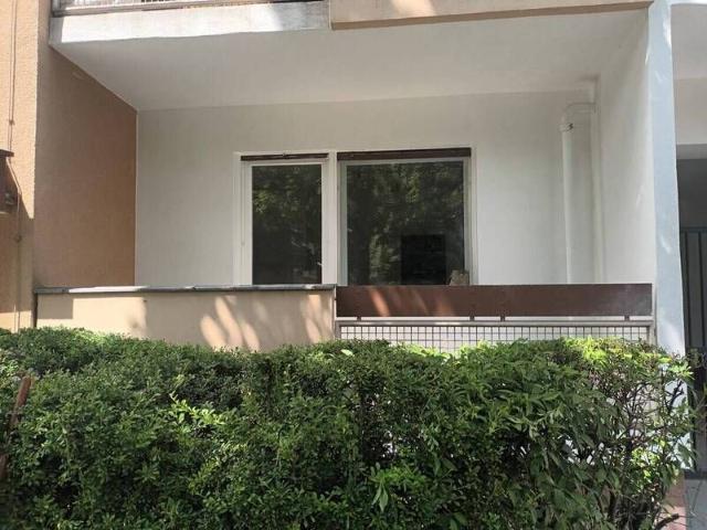 BESICHTIGUNG Freitag 12:30 Charlottenburg: ERSTBEZUG: Direkt am Hohenzollerndamm 38m² per SOFORT