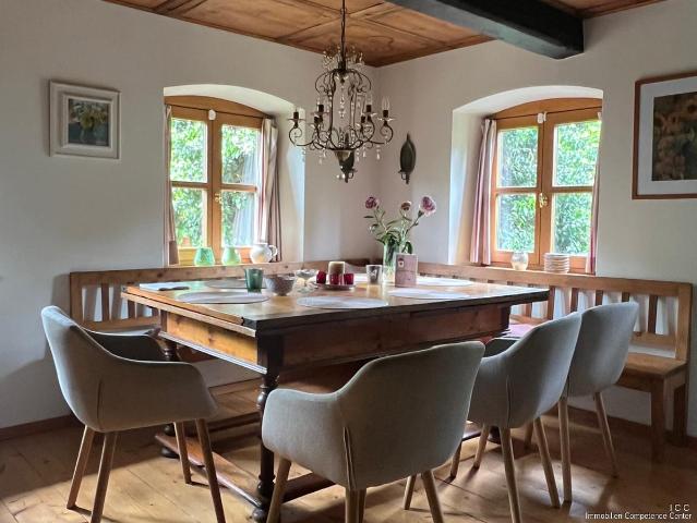 Besichtigungstage Sa. 22. & So. 23.08.2026 * Sanierter Vierseithof 11.500m² Wiese/Wald/Bach 320m² Wohnfläche + 500m² Nutz und Nebenfläche