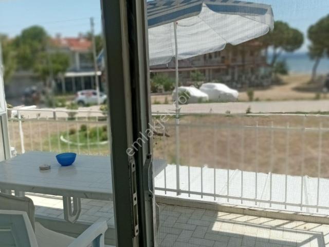 Besli Emlaktan Deniz Manzaralı Satılık Yazlık