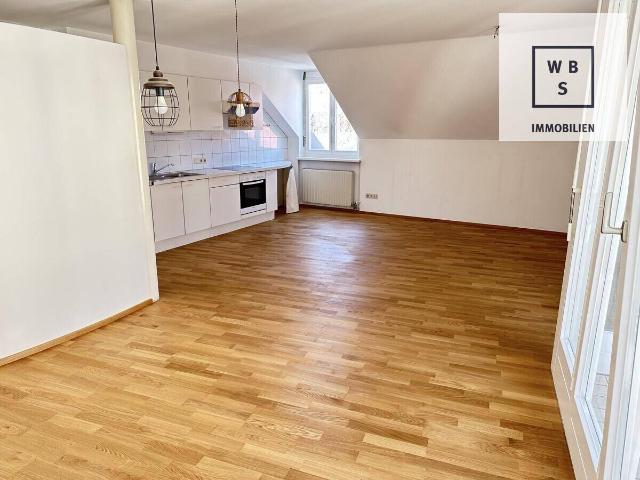 Besondere 2 Zimmer Dachgeschoss Wohnung im Zentrum von Dornbirn