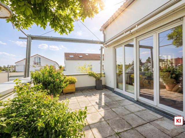 Besondere Maisonettewohnung mit Dachterrasse & Galerie großzügiges Wohnen in Gauting