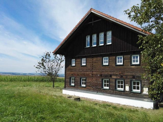 Besonderes Bauernhaus aus dem 18. Jahrhundert im Innviertel