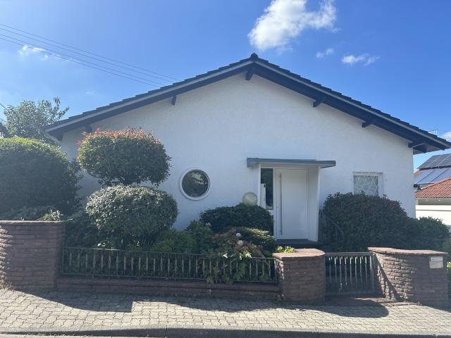 besonderes EFH in Grünwettersbach
