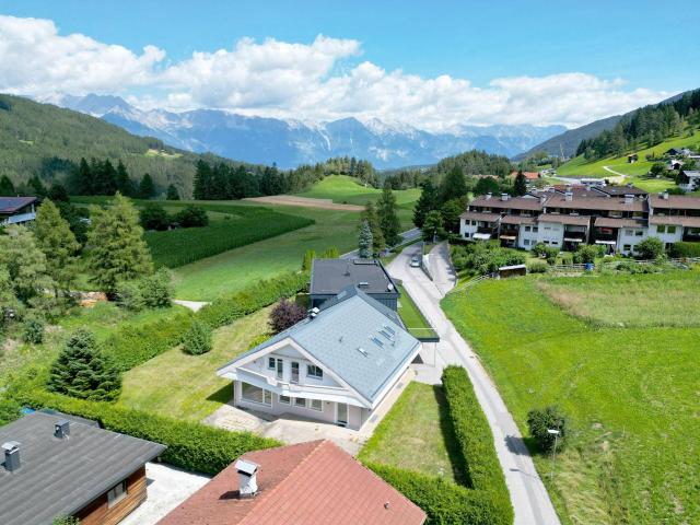 Besonders großzügige Gartenwohnung mit 550 m² Außenfläche
