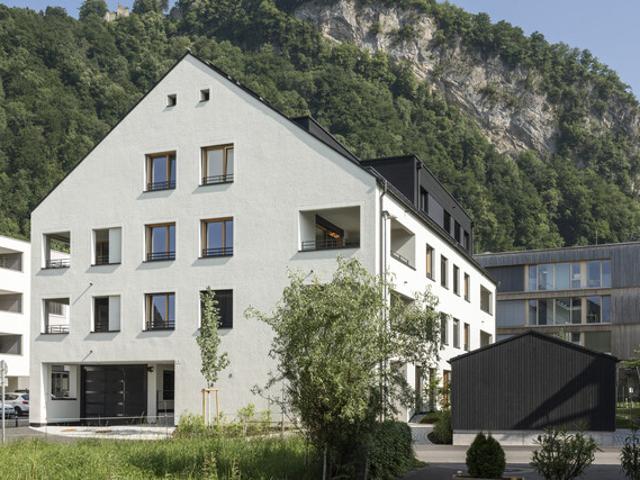 Besonders & Einzigartig 4 Zimmer Dachgeschosswohnung in perfekter Lage
