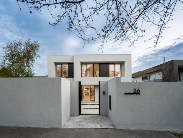 Bespoke modern luxury in the Balwyn High School zone