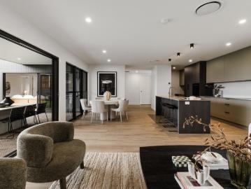 Bespoke Build + Natural Surrounds + Habitat Mt Kynoch