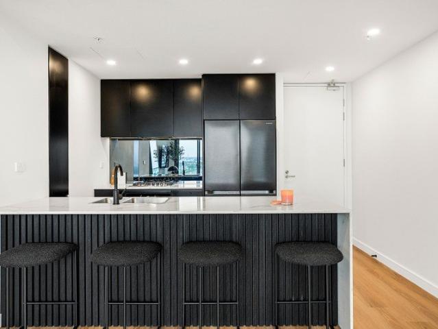 Bespoke CBD Apartment With Oversized Balcony