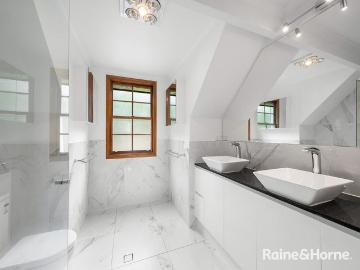 Bespoke & Charming Family Home in sought after location!