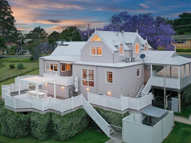 Bespoke Country Estate in Coveted Old Bolwarra Prestige Enclave