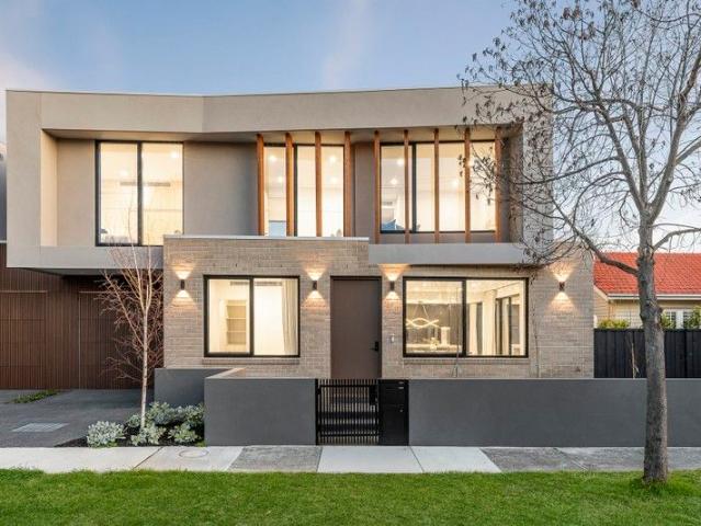 Bespoke, High End Contemporary Splendour