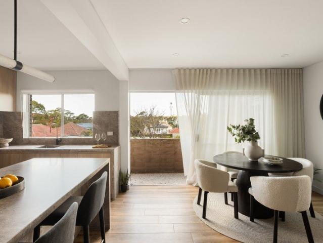 Bespoke luxury and Italian marble sophistication in a parkside pocket