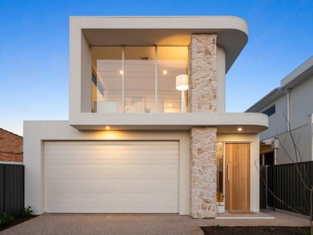 Bespoke Luxury & Effortless Entertaining Moments from the Beach