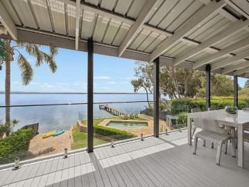 Bespoke tri level absolute waterfront