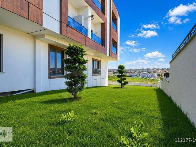 BESS GRUPTAN BEYLİKDÜZÜNDE SIFIR 2+1 ARA KAT KİRALIK DAİRE