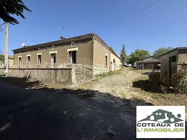 Bessac 16250 Achat / Vente maison 5 pièces t5 terrasse parking