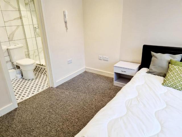 Bessborough Road, Harrow HA1 1 bed in a house share to rent £900 pcm £208 pw