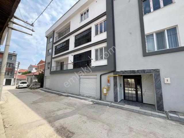 Bess'den Çamlıca Mah.tombakzade Bulvarı Yakını Satılık 4+2 Daire