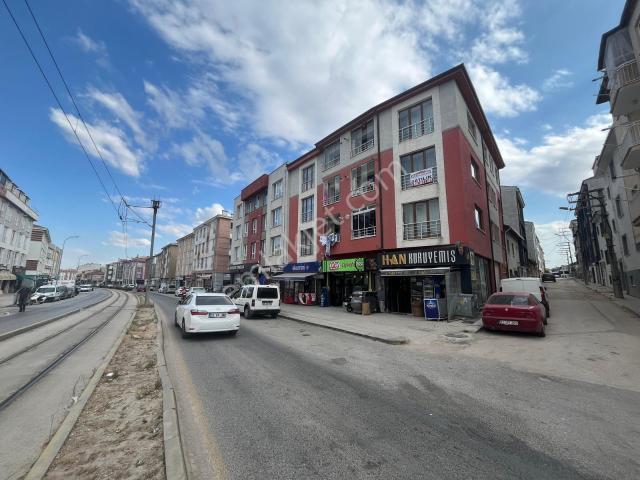 Bess'den Çamlıca Mh. Tombakzade Cad. Üzeri Satılık 3+1 Daire