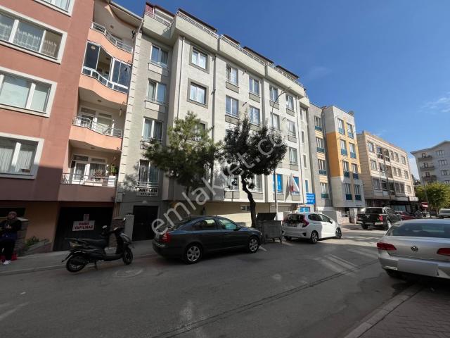 Bess'den Bahçelievler Mahallesinde Satılık Eşyalı 1+1 Daire