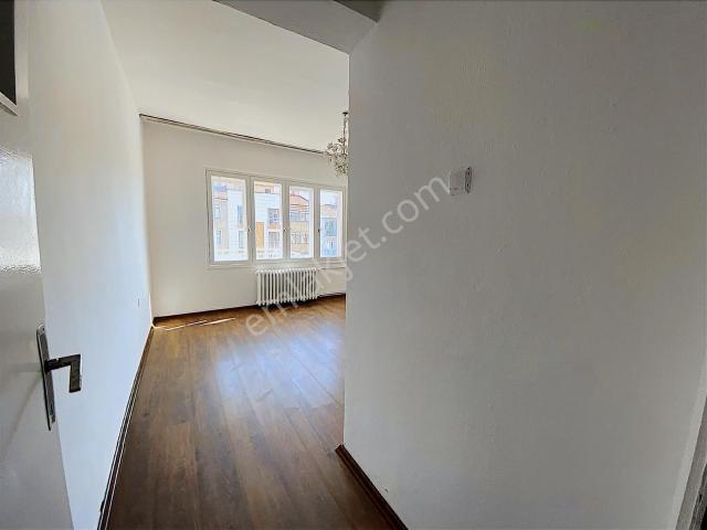 Bess'den Kurtuluş Mah. Ziya Paşa Caddesi Üzer Kiralık 3+1 Daire