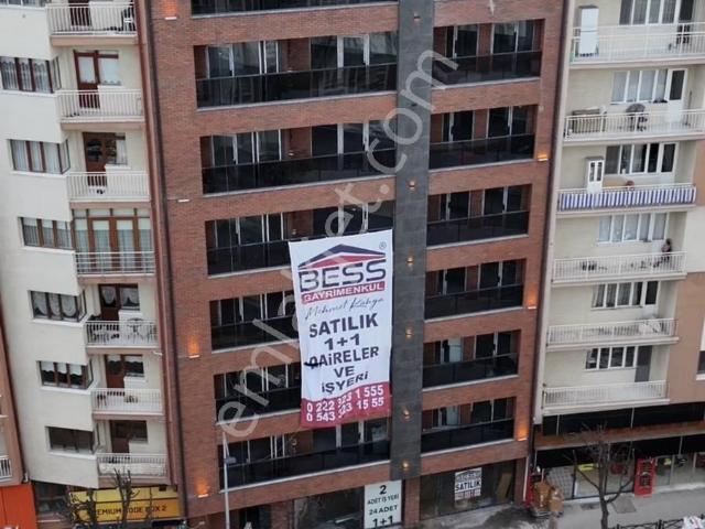 Bess'den Yılmaz Büyükerşen Bulvarı Üzeri Kiralık 1+1 Daire