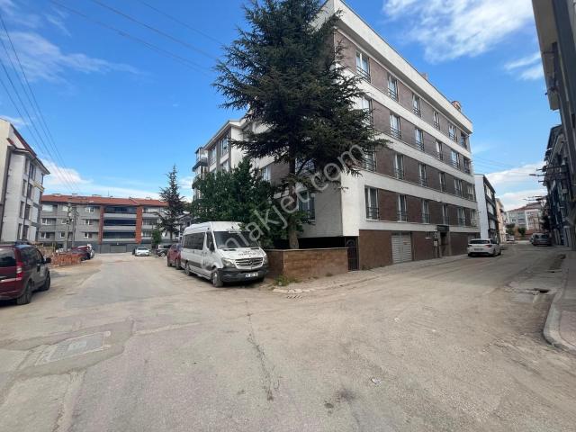 Bess'den Zafer Mahallesi Derman Caddesi Yakını 3+1 Satılık Daire