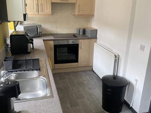 Bessemer Street Air BnB, Ferryhill 2 bed terraced house to rent £1,521 pcm £351 pw