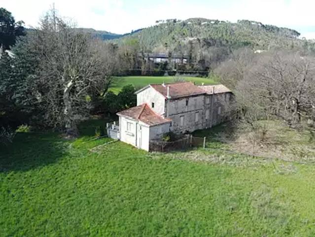 Bessèges 30160 Achat / Vente maison 9 pièces t9 au dernier étage