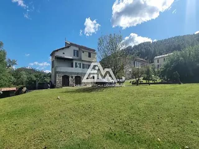 Bessèges 30160 Achat / Vente maison 9 pièces t9 parking