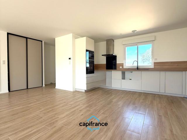 BESSIERES, Villa T4 de 118 m², garage de 40 m², terrain divi. 118m² Bessières
