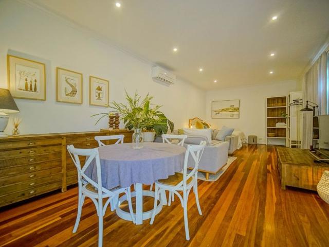 Better than an Apartment Beautiful Flat in Leafy Grays Point