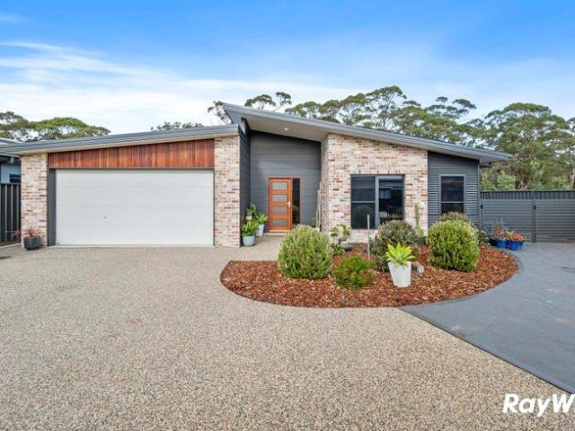 Better Than Building Near New Broulee Luxury with Every Extra Already Done