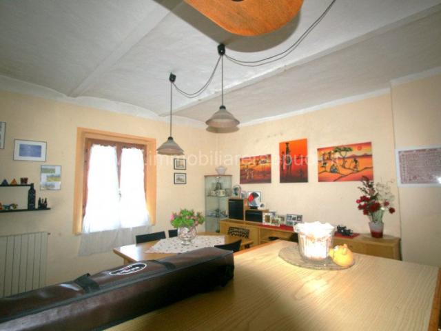 Bettolle vendesi terratetto di mq 206 con vista panoramica. 206m² Bettolle