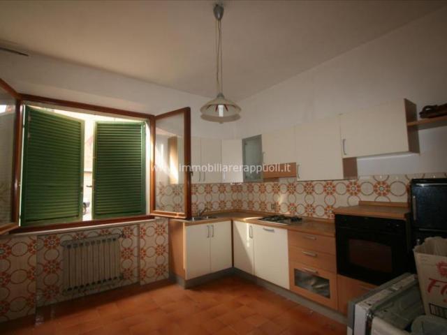 Bettolle vendesi terratetto di mq 252 composto al piano terr. 252m² Bettolle