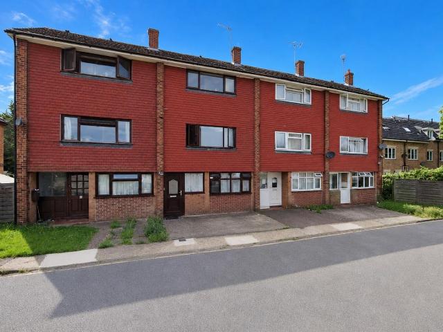 Bettles Close, Uxbridge UB8, Studio to rent, £998 pcm | PrimeLocation