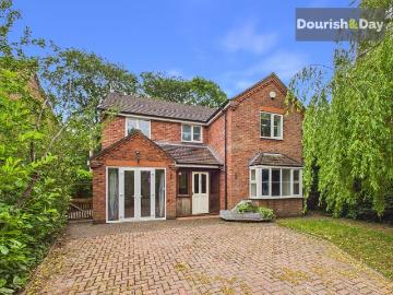 Bettys Lane, London Road CW3, 4 bed detached house to rent, £1,600 pcm | PrimeLocation