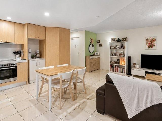 Between Alex & Mooloolaba Your Beachside Address Awaits