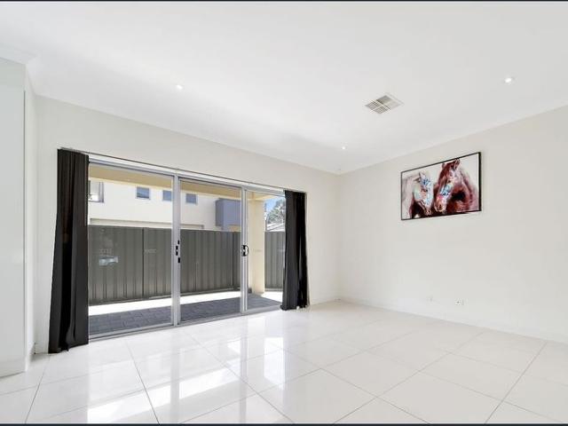 Between The City and Sea! Spacious 4 Bed Family Living in Marleston