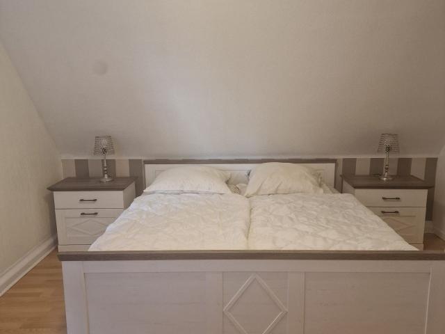 Between the metropolises Cologne and Düsseldorf quiet location to feel good, Leverkusen Amsterdam Apartments for Rent