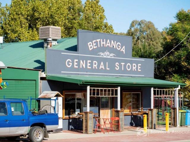 BETHANGA GENERAL STORE LIFESTYLE LIVING WITH ESTABLISHED INCOME